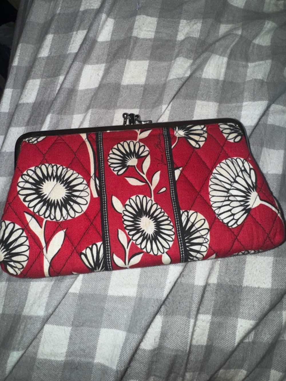 Vera Bradley Red Floral Quilted Frame kisslock wallet Clutch with Cream Accents